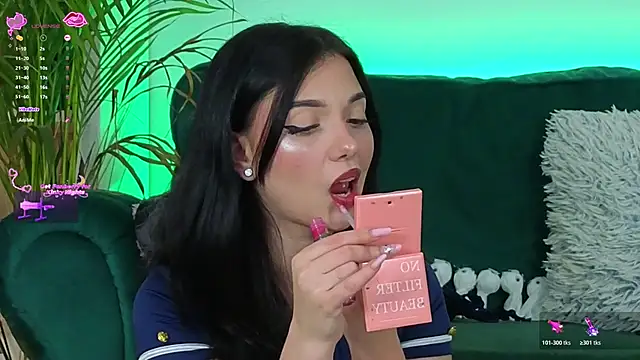 AveryWillow online show from 13, 11, 2025