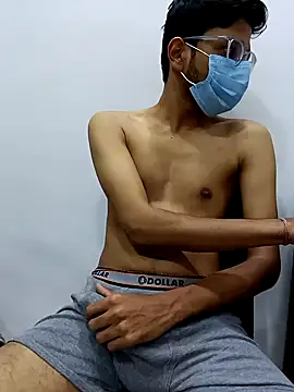 Snapshot of skinnyyyyyyyyy chatting on 22, 12, 2024 skinnyyyyyyyyy online show from 22, 12, 2024