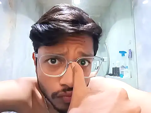 Snapshot of skinnyyyyyyyyy chatting on 5, 2, 2025 skinnyyyyyyyyy online show from 5, 2, 2025