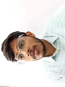 Snapshot of skinnyyyyyyyyy chatting on 5, 2, 2025 skinnyyyyyyyyy online show from 5, 2, 2025