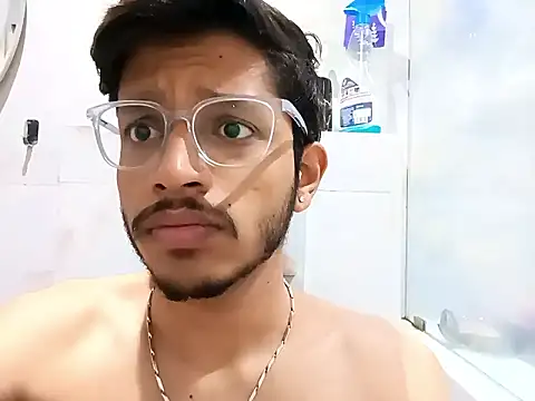 Snapshot of skinnyyyyyyyyy chatting on 20, 2, 2025 skinnyyyyyyyyy online show from 20, 2, 2025