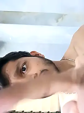 Snapshot of skinnyyyyyyyyy chatting on 21, 2, 2025 skinnyyyyyyyyy online show from 21, 2, 2025