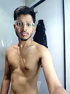 Snapshot of skinnyyyyyyyyy chatting on 6, 10, 2025 skinnyyyyyyyyy online show from 6, 10, 2025