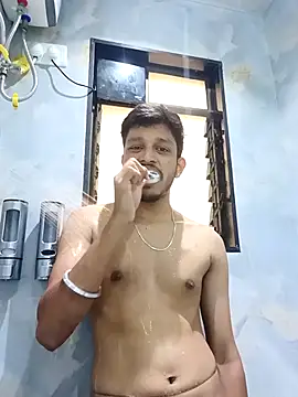 Snapshot of skinnyyyyyyyyy chatting on 8, 10, 2025 skinnyyyyyyyyy online show from 8, 10, 2025