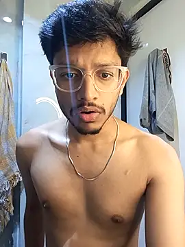 Snapshot of skinnyyyyyyyyy chatting on 7, 11, 2025 skinnyyyyyyyyy online show from 7, 11, 2025