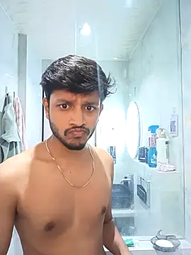 Snapshot of skinnyyyyyyyyy chatting on 18, 11, 2025 skinnyyyyyyyyy online show from 18, 11, 2025