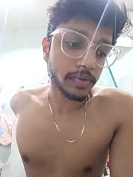 Snapshot of skinnyyyyyyyyy chatting on 23, 11, 2025 skinnyyyyyyyyy online show from 23, 11, 2025