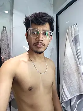 Snapshot of skinnyyyyyyyyy chatting on 28, 11, 2025 skinnyyyyyyyyy online show from 28, 11, 2025