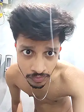 Snapshot of skinnyyyyyyyyy chatting on 20, 12, 2025 skinnyyyyyyyyy online show from 20, 12, 2025