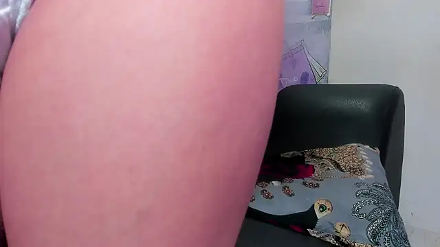 Be pretty skinny 69  online show from 9, 9, 2025