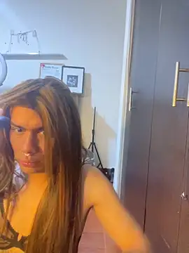 Rouse Hilton online show from 15, 10, 2025