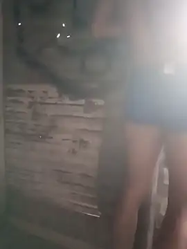 Snapshot of tayson_ chatting on 12, 1, 2025 tayson online show from 12, 1, 2025