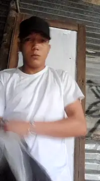 Snapshot of tayson_ chatting on 16, 1, 2025 tayson online show from 16, 1, 2025