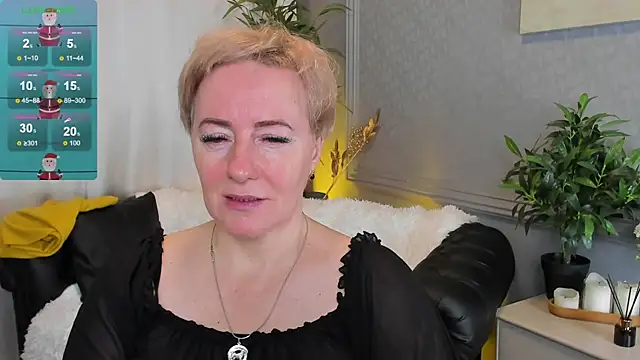 Snapshot of Nika_Smit chatting on 21, 12, 2024 Nika Smit online show from 21, 12, 2024