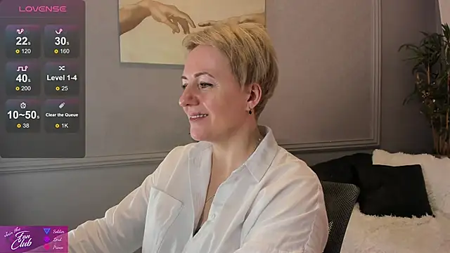 Snapshot of Nika_Smit chatting on 19, 1, 2025 Nika Smit online show from 19, 1, 2025