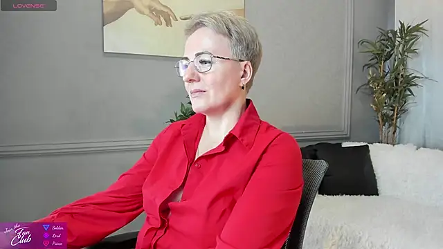 Snapshot of Nika_Smit chatting on 15, 2, 2025 Nika Smit online show from 15, 2, 2025