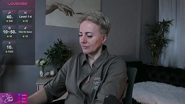 Snapshot of Nika_Smit chatting on 21, 2, 2025 Nika Smit online show from 21, 2, 2025