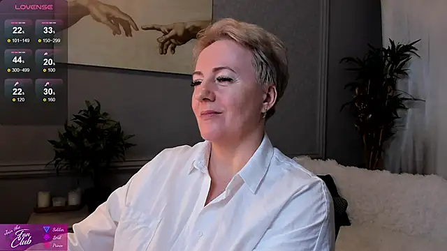 Snapshot of Nika_Smit chatting on 1, 3, 2025 Nika Smit online show from 1, 3, 2025