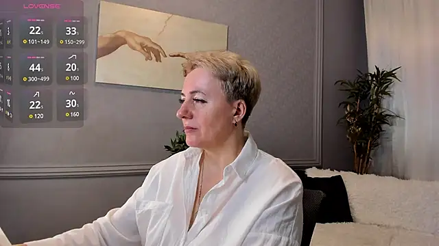 Snapshot of Nika_Smit chatting on 15, 3, 2025 Nika Smit online show from 15, 3, 2025