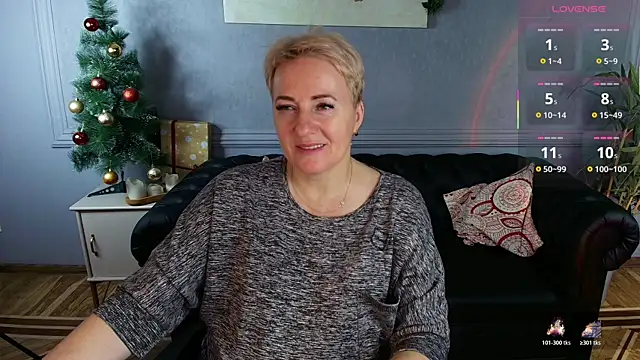 Snapshot of Nika_Smit chatting on 19, 12, 2025 Nika Smit online show from 19, 12, 2025