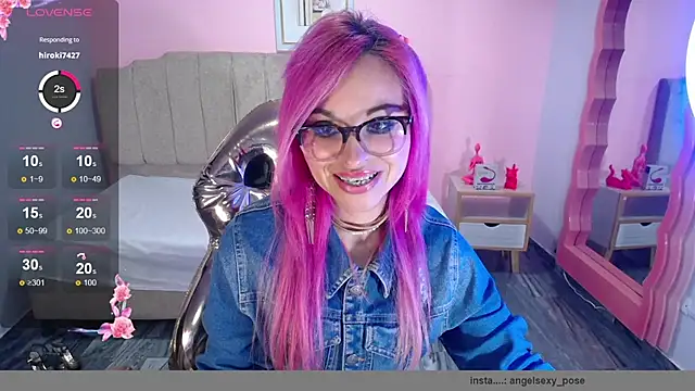 Snapshot of abril_ch_ chatting on 13, 10, 2025 abril ch online show from 13, 10, 2025