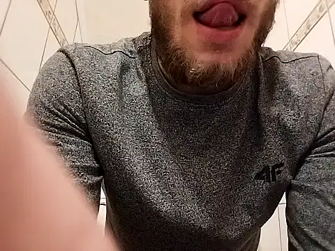 hoot denis28 online show from 8, 12, 2024