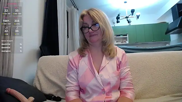 Snapshot of Blond_Woman chatting on 27, 1, 2025 Blond Woman online show from 27, 1, 2025