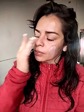 NATHALIA-28  online show from 18, 2, 2025