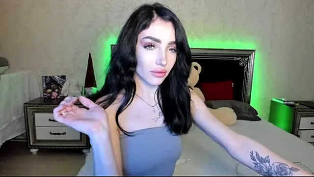 NancyLovee  online show from 15, 2, 2025