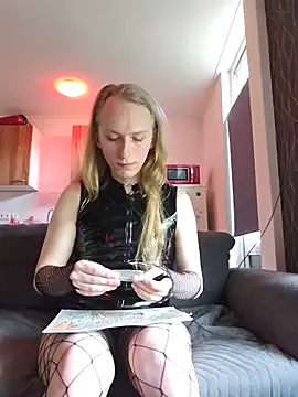 MissPigster online show from 18, 6, 2026