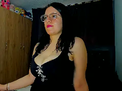 TiffanyDolll   online show from 5, 2, 2025