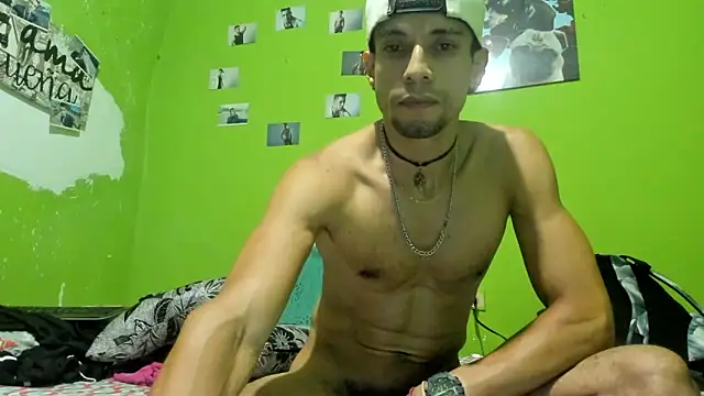 Snapshot of MikeRose94 chatting on 27, 6, 2026 MikeRose94 online show from 27, 6, 2026