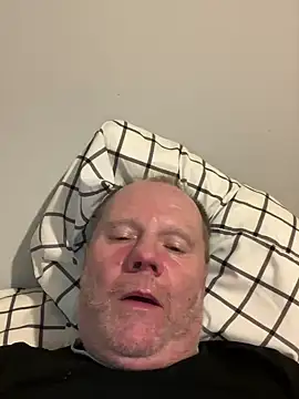 Snapshot of masterjerseyjoe chatting on 31, 12, 2024 masterjerseyjoe online show from 31, 12, 2024