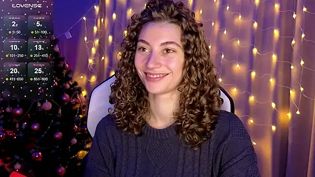Snapshot of lady_curls chatting on 21, 12, 2024 lady curls online show from 21, 12, 2024