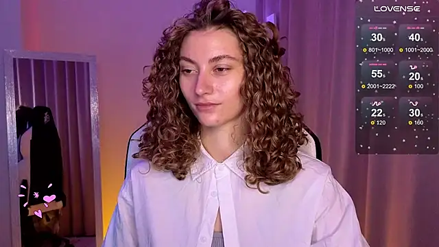 Snapshot of lady_curls chatting on 21, 1, 2025 lady curls online show from 21, 1, 2025