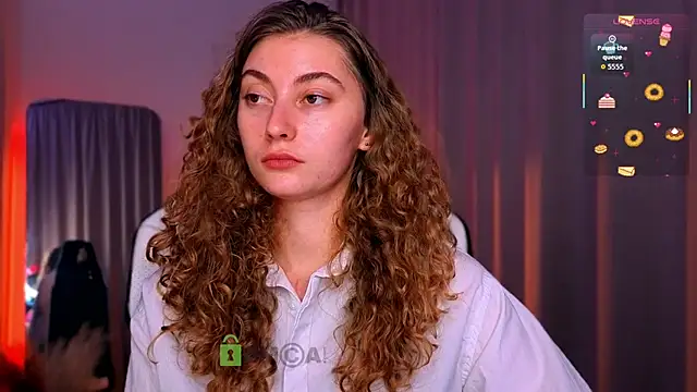 Snapshot of lady_curls chatting on 10, 10, 2025 lady curls online show from 10, 10, 2025