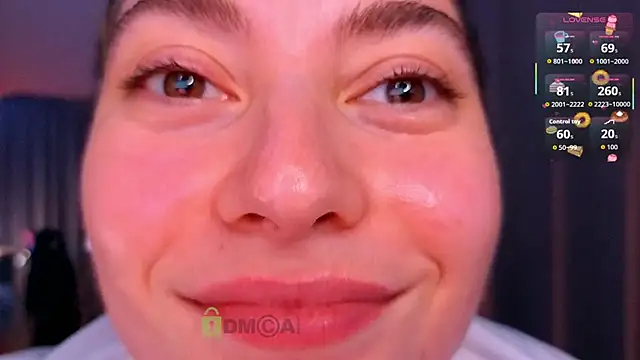 Snapshot of lady_curls chatting on 11, 10, 2025 lady curls online show from 11, 10, 2025