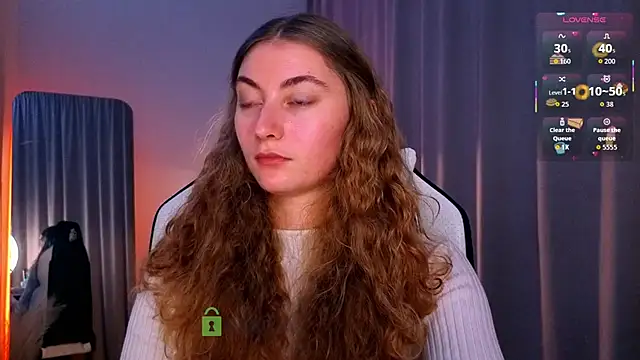 Snapshot of lady_curls chatting on 19, 11, 2025 lady curls online show from 19, 11, 2025