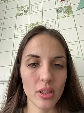 Snapshot of AmiLavs chatting on 24, 12, 2024 AmiLavs online show from 24, 12, 2024