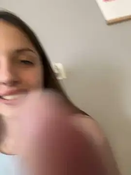 Snapshot of AmiLavs chatting on 4, 2, 2025 AmiLavs online show from 4, 2, 2025