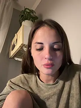 Snapshot of AmiLavs chatting on 22, 9, 2025 AmiLavs online show from 22, 9, 2025