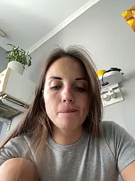 Snapshot of AmiLavs chatting on 4, 10, 2025 AmiLavs online show from 4, 10, 2025