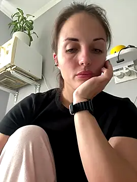 Snapshot of AmiLavs chatting on 18, 10, 2025 AmiLavs online show from 18, 10, 2025