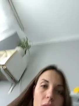 Snapshot of AmiLavs chatting on 20, 10, 2025 AmiLavs online show from 20, 10, 2025