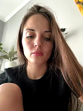 Snapshot of AmiLavs chatting on 8, 11, 2025 AmiLavs online show from 8, 11, 2025