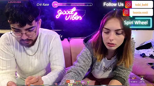 MrAndMrsSavage online show from 14, 12, 2024