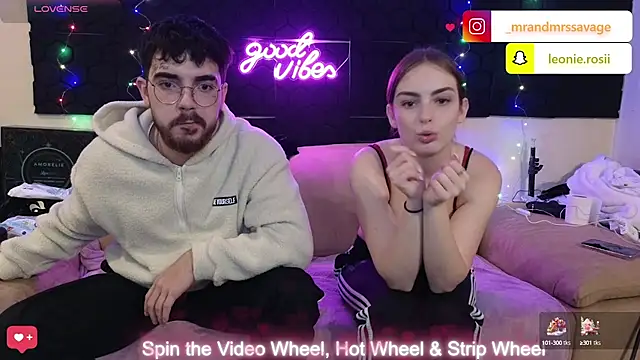 MrAndMrsSavage online show from 20, 12, 2024