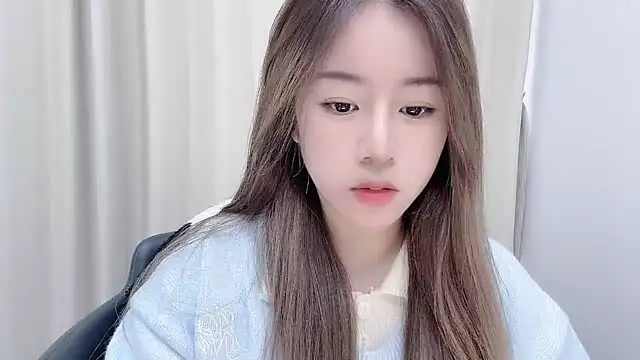 Snapshot of chloe-01 chatting on 22, 12, 2024 chloe-01 online show from 22, 12, 2024