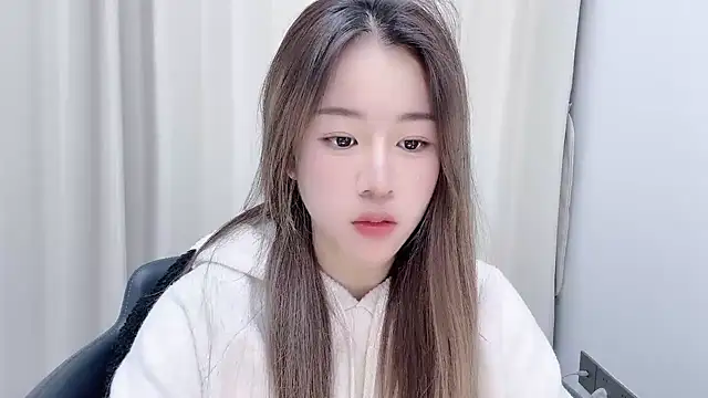 Snapshot of chloe-01 chatting on 30, 12, 2024 chloe-01 online show from 30, 12, 2024