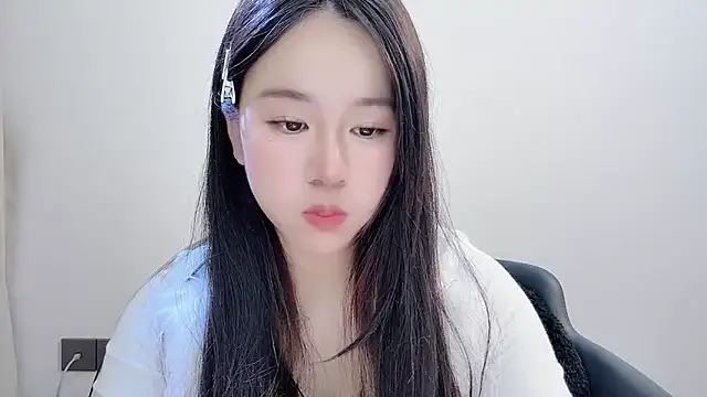 Snapshot of chloe-01 chatting on 3, 12, 2025 chloe-01 online show from 3, 12, 2025